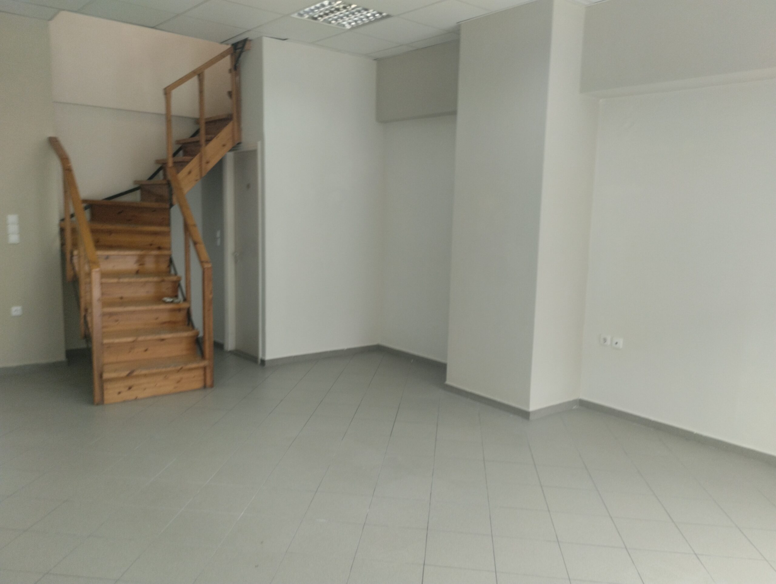 Επγγελματικός Χώρος 132τ.μ Κυπαρισσία
